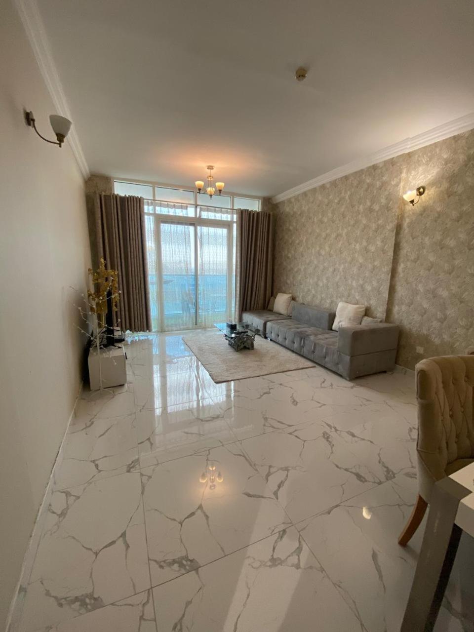 Apartment Oasis Tower 1