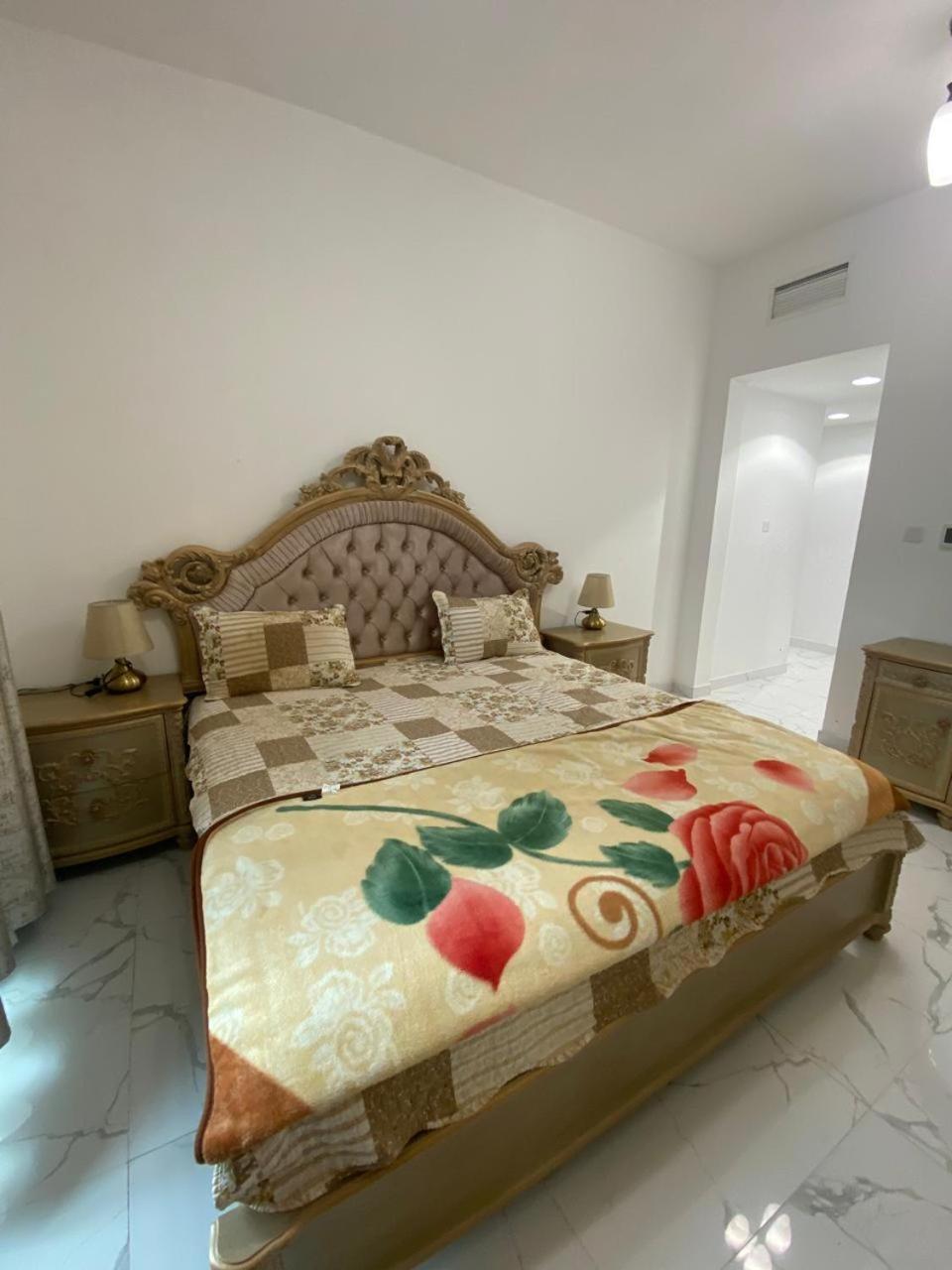Oasis Tower 1 * Ajman