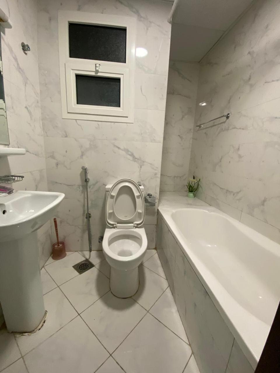 Apartment Oasis Tower 1 *